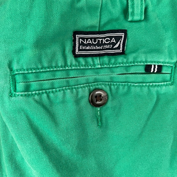 Men's Green Casual Shorts - Picture 2 of 4